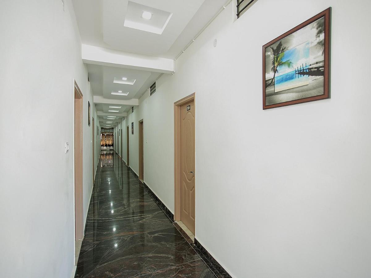 Oyo 11097 Hotel Grand Arabian Bangalore Exterior foto